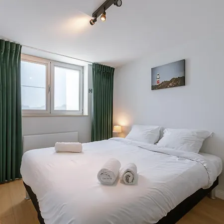 Flat Belle De Panne